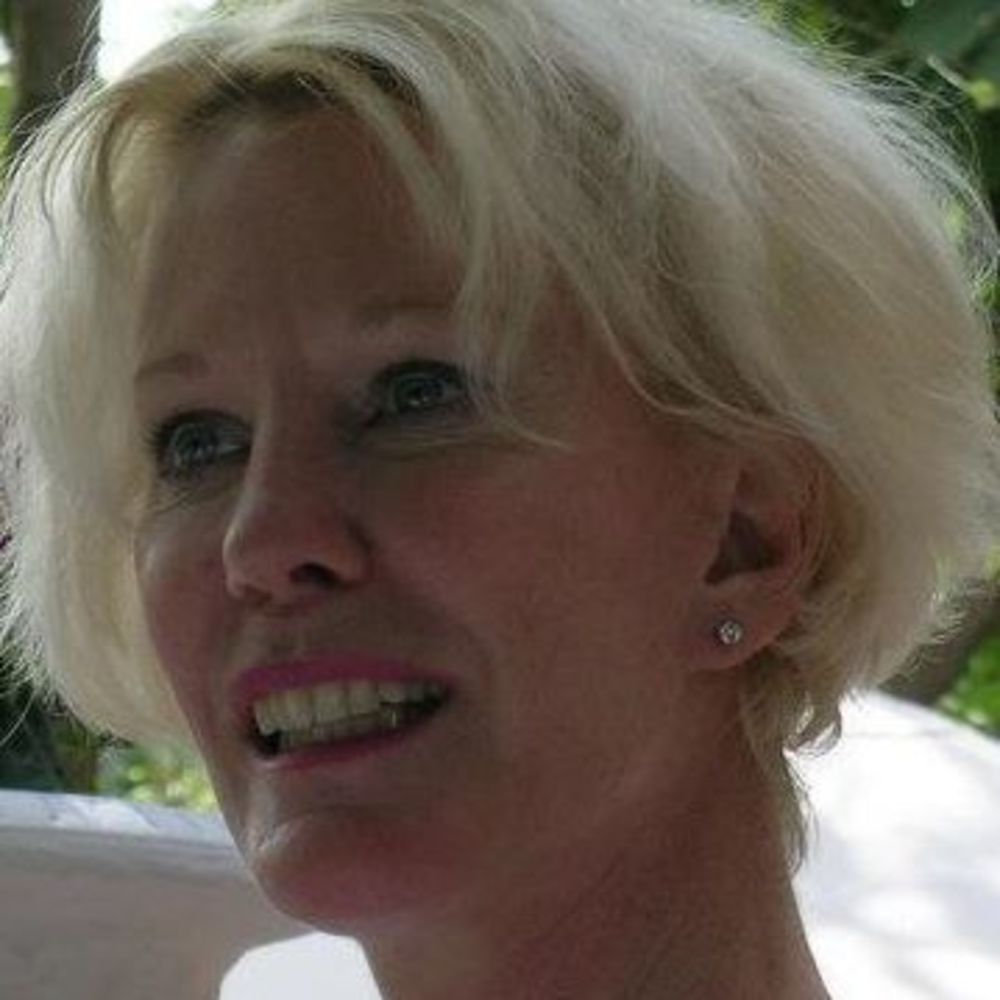 Meet your Posher, Peggy